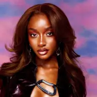 Commas van Ayra Starr - 247Spice Radio Amsterdam Hits