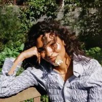 Man I Need van Olivia Dean - 247Spice Radio Amsterdam Hits